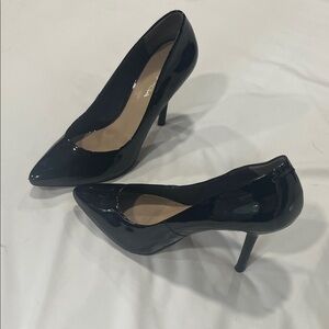 Via Spiga Patent Leather Black Heels